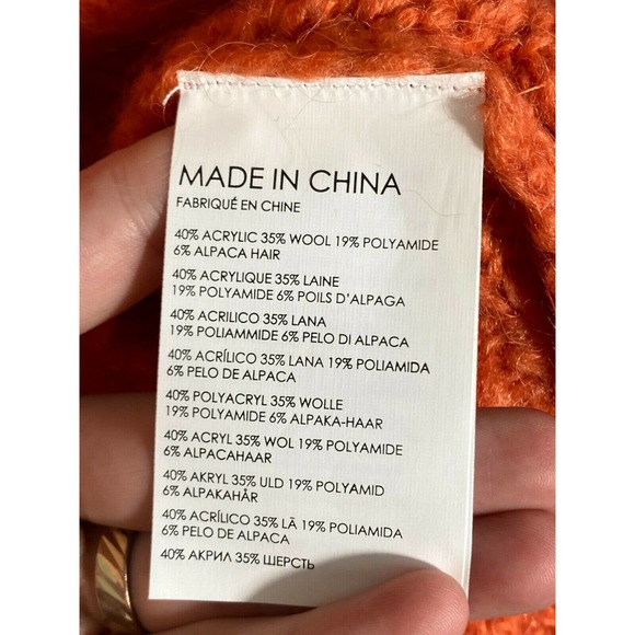 CLUB MONACO Italian Yarn Sweater Medium - Picture 6 of 7